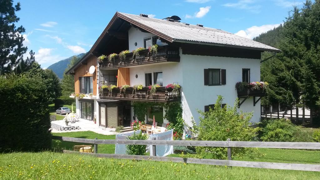 Appartementhaus Theresia Bad Mitterndorf Dış mekan fotoğraf